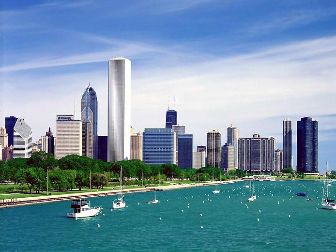 Lake_Michigan_and_the_Chicago_Skyline_Illinois