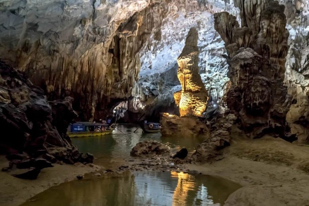 Пещера Фонгня (Национальный парк Фонгня-Кебанг) 2