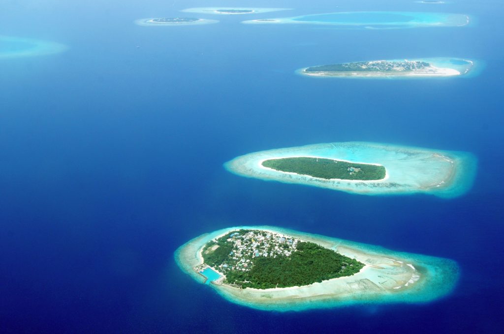 Спидботы, паромы, гидросамолеты: транспорт на Мальдивах 4