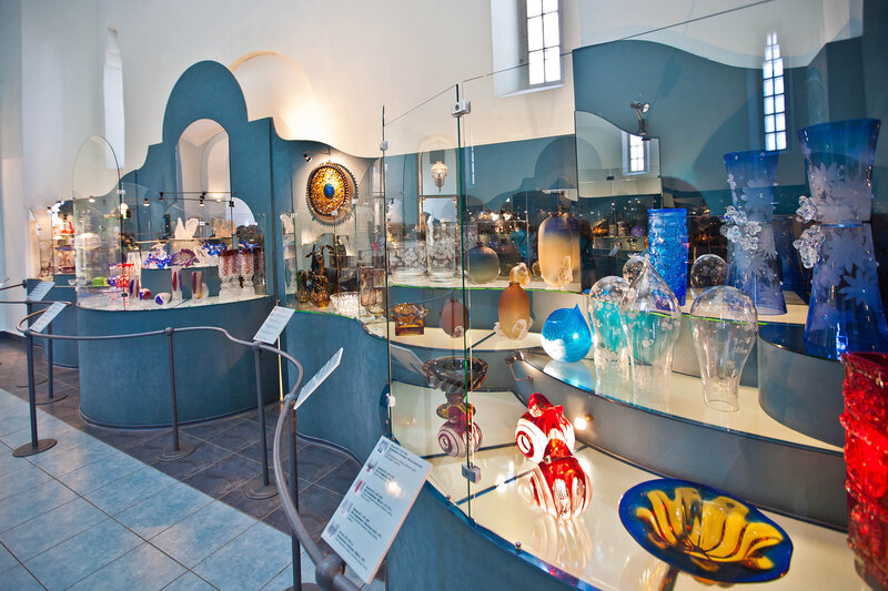 Музей хрусталя в Троицком соборе